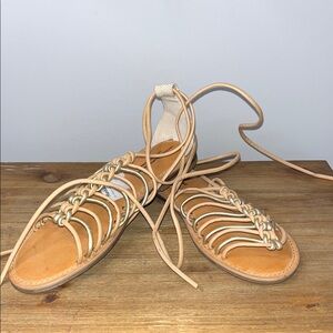 American Eagle Women's Gladiator Style Tan Sandals